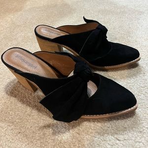Jeffrey Campbell BLACK Women's Cyrus Suede Bow Heeled Mules